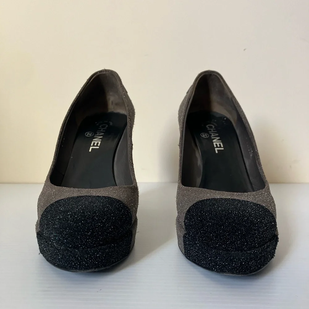 Chanel Charcoal Gray Sparkle Textured Black Cap Toe Platform Pump Heels size 39